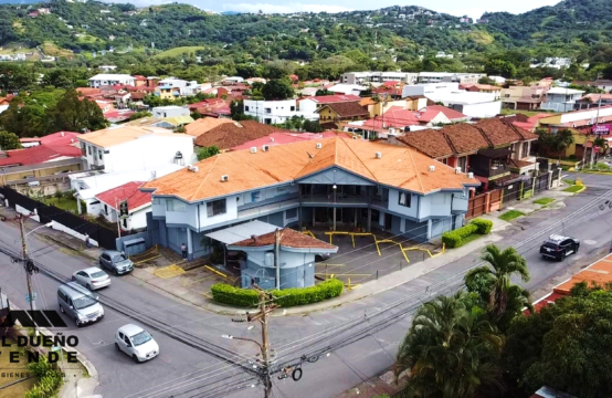 VENDIDO! Centro Comercial en Santa Ana, San José